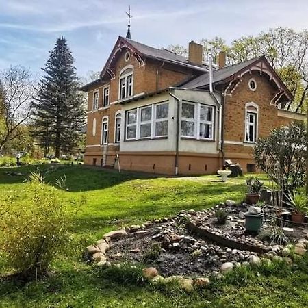 Familyandbike Villa Neupetershain ภายนอก รูปภาพ